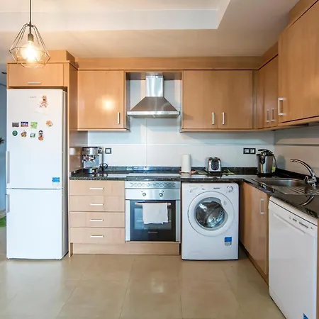 Awesome In Moncofa With Kitchenette *